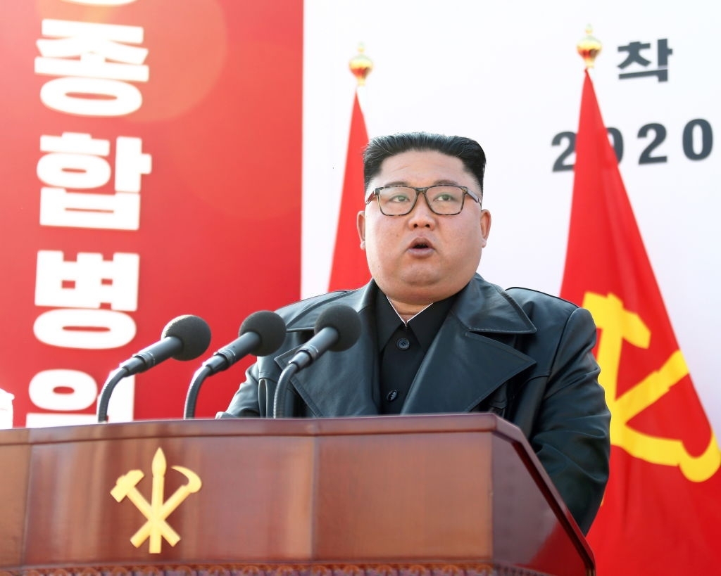 Korea Utara : Parade Militer Dengan Misil Balistik Baru