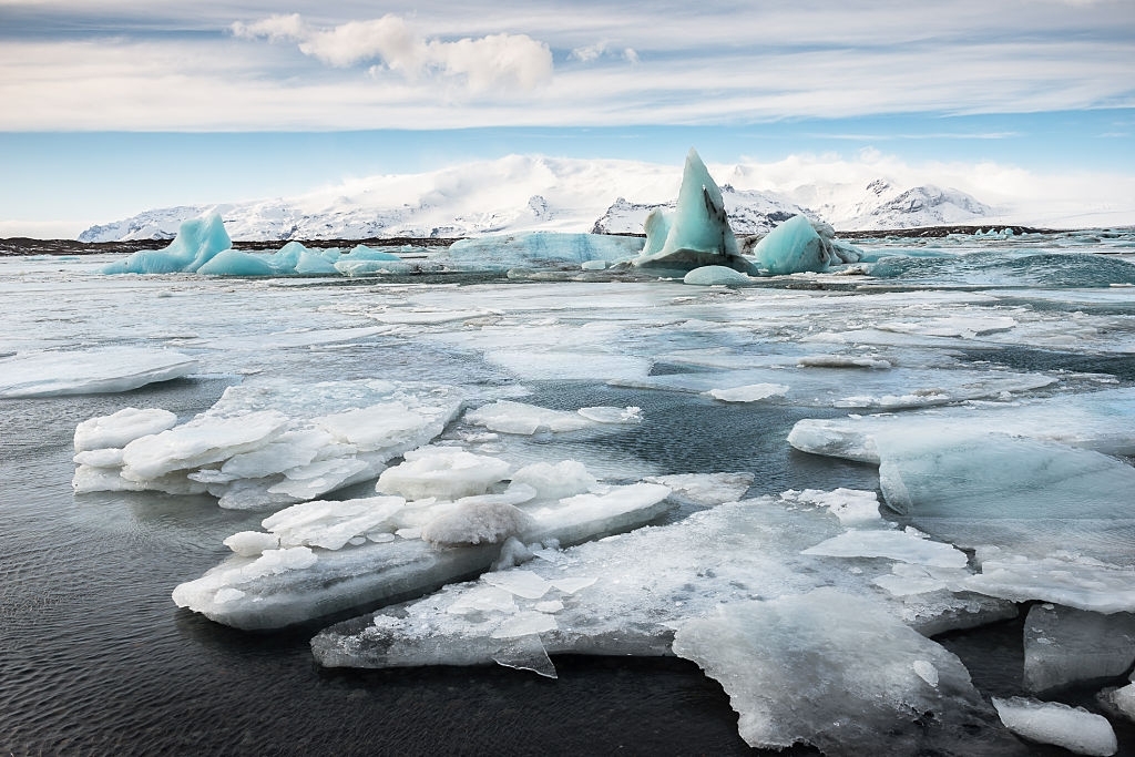 Antartika & Greenland : Pencairan Es Semakin Cepat dan Mengkhawatirkan