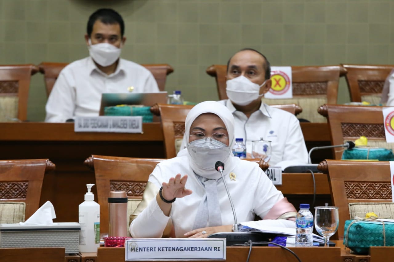 Nasional : Menaker Menunggu Perintah Subsidi Gaji 2021