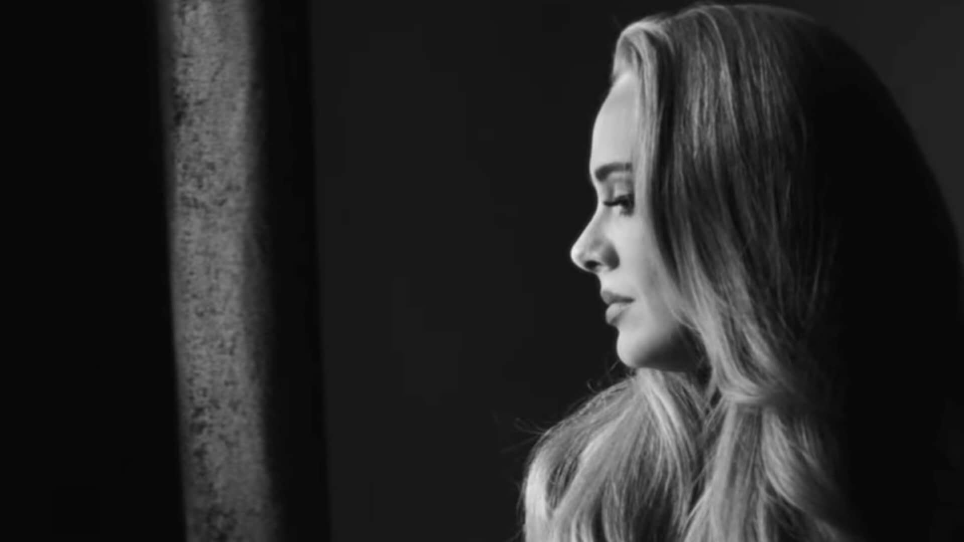 Lirik dan Terjemahan Lagu Adele: Easy On Me